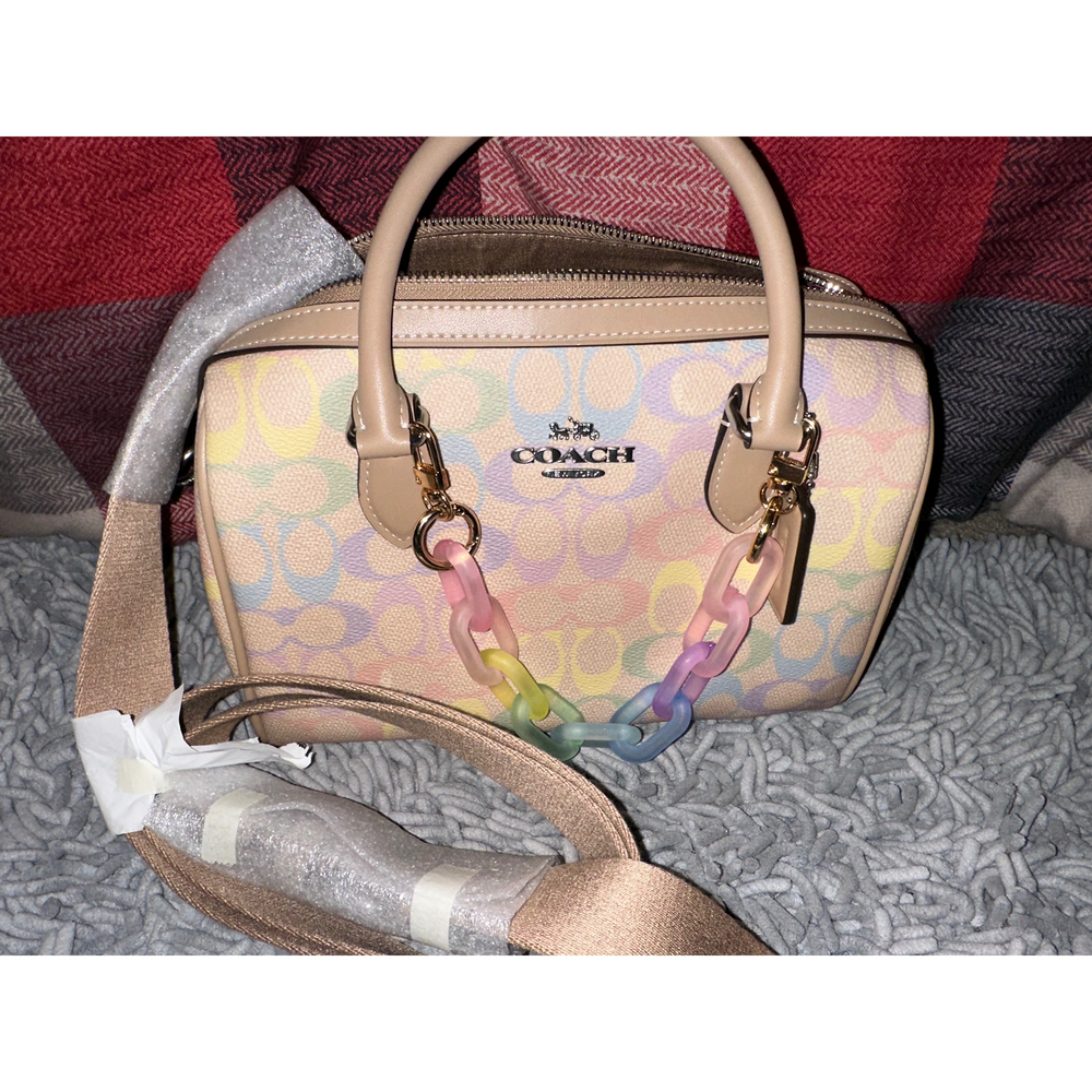 Coach Multicolor Signature Canvas Handbag with chain in Pink - Picture 7 of 9